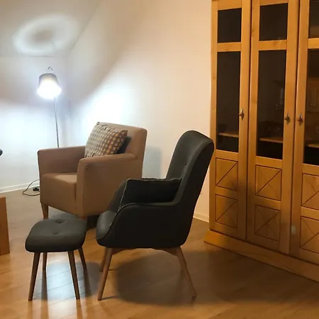 4 Zimmer-komfortwohnung Mit Viel Platz In Lägenhet *